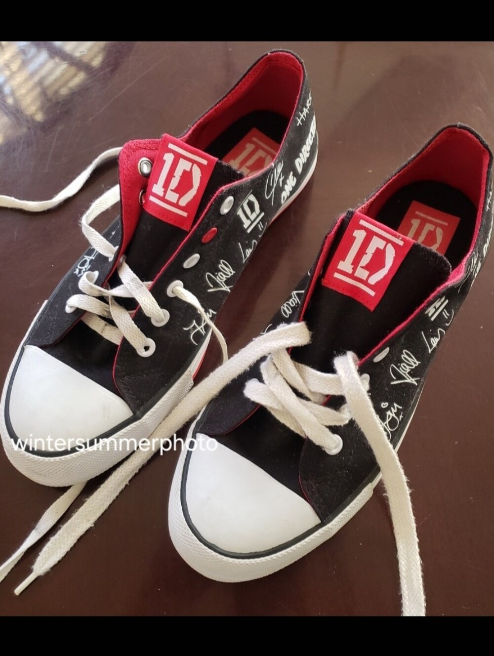 OneDirection graphic Signed Sneakers